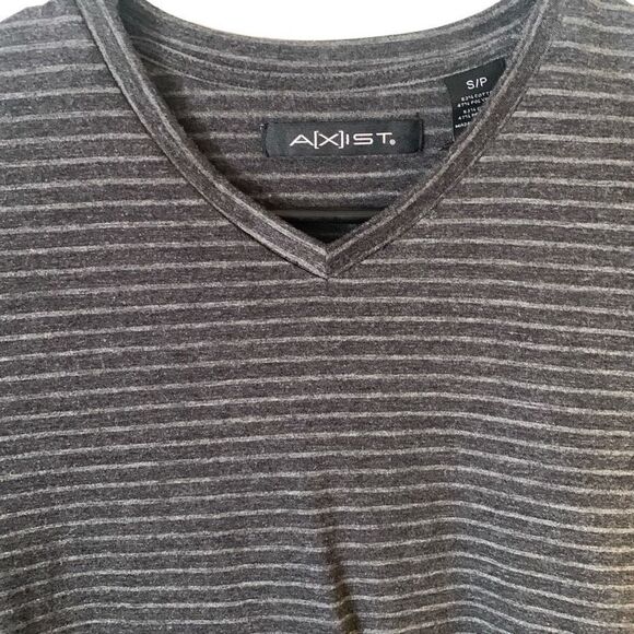 NEW Women’s Axist V Neck T Shirt Gray Pinstriped Sz Sm P - Picture 7 of 9